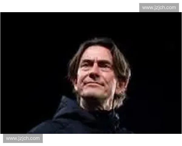 体育解说视角下赛场瞬间情绪节奏与专业表达的魅力解析艺术价值